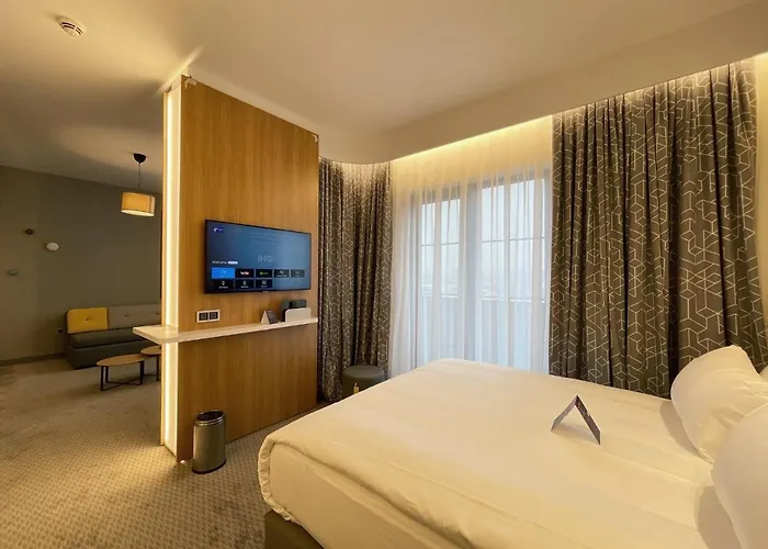 Otel Express - - Airport By Ihg