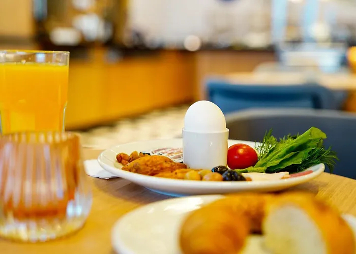 Express - - Airport By Ihg Otel