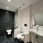 Express - - Airport By Ihg