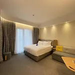 Hotel Express - - Airport By Ihg