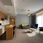 Express - - Airport By Ihg