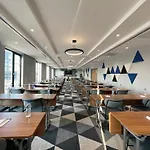 Express - - Airport By Ihg