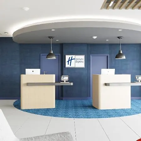 Hotel Express - - Airport By Ihg