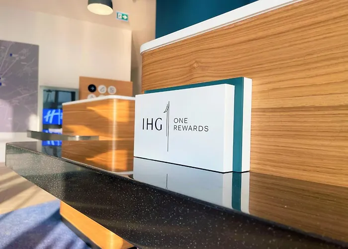 Отель Express - - Airport By Ihg