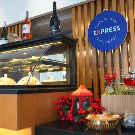 酒店 Express - - Airport By Ihg 安卡拉